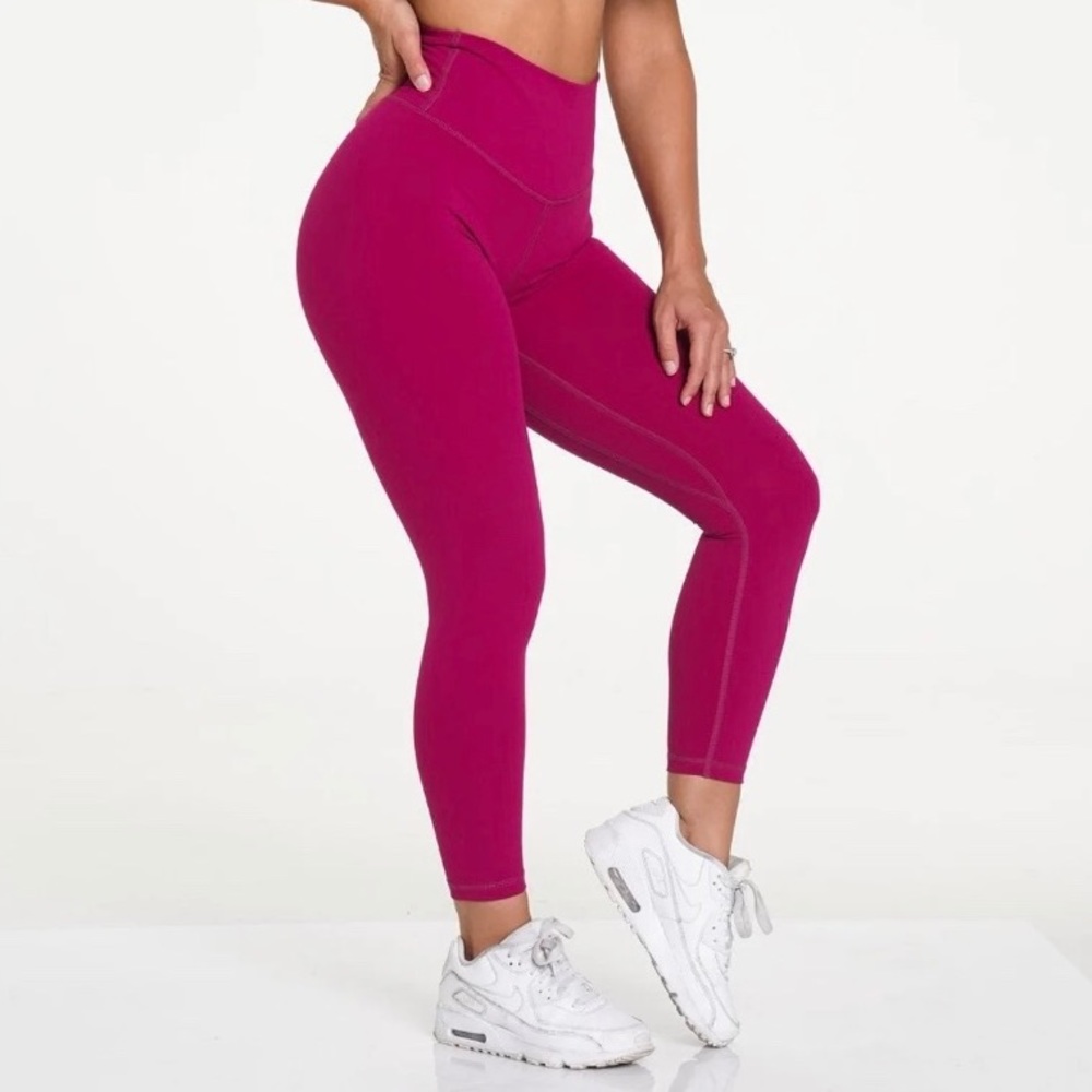 NVGTN Leggings